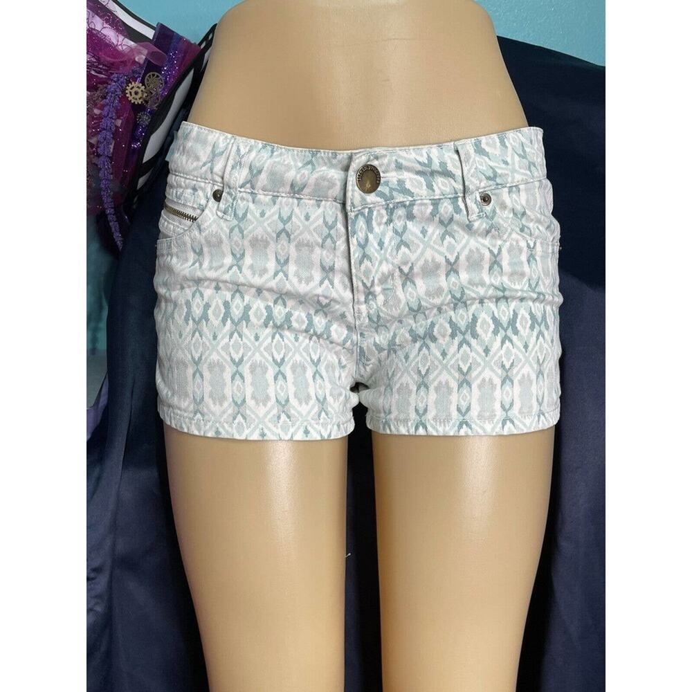 Life in Progress Short's‎ Women's Size 25